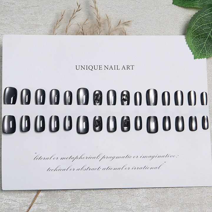 Artificial nails with trendy metallic design Kalsten