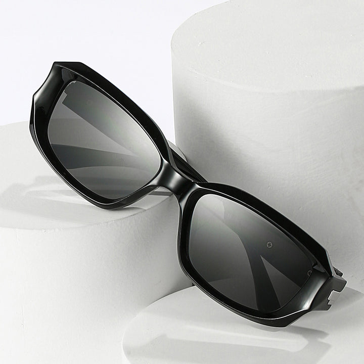 Retro-Inspired Angular Sunglasses with Unique Decorative Details Kalsten