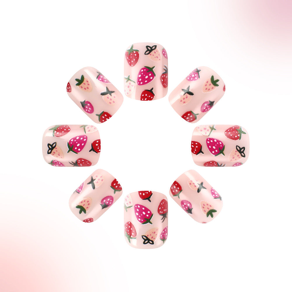 Strawberry-Themed Press-On Nail Art Kalsten