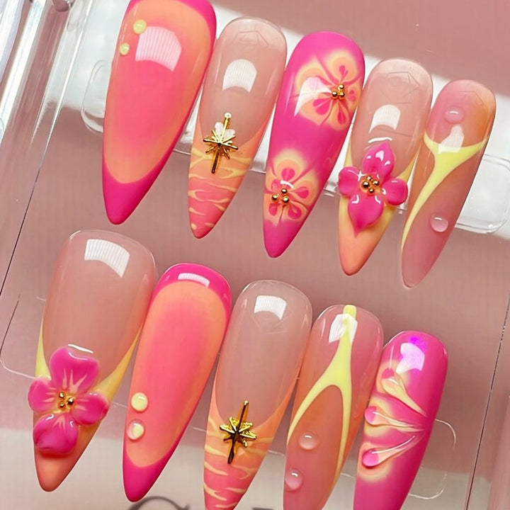 Artistic nail tips with floral and abstract designs Kalsten