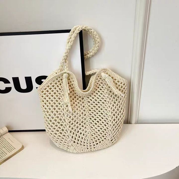 Handcrafted straw bag with tassels Kalsten