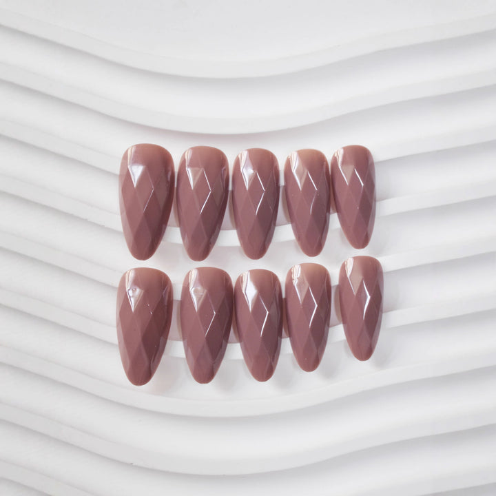 Premium Glossy Diamond-Shaped Press-On Nails Kalsten