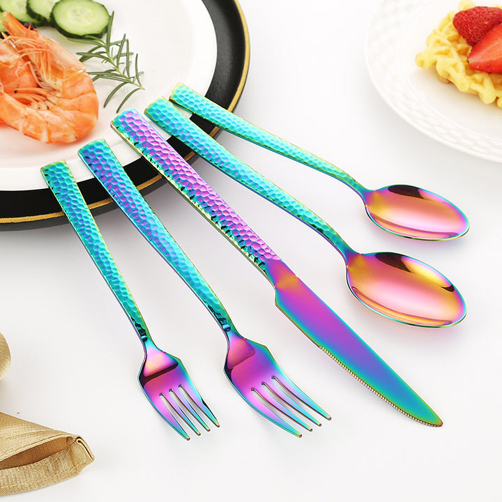 Elegant spoon with unique surface design Kalsten