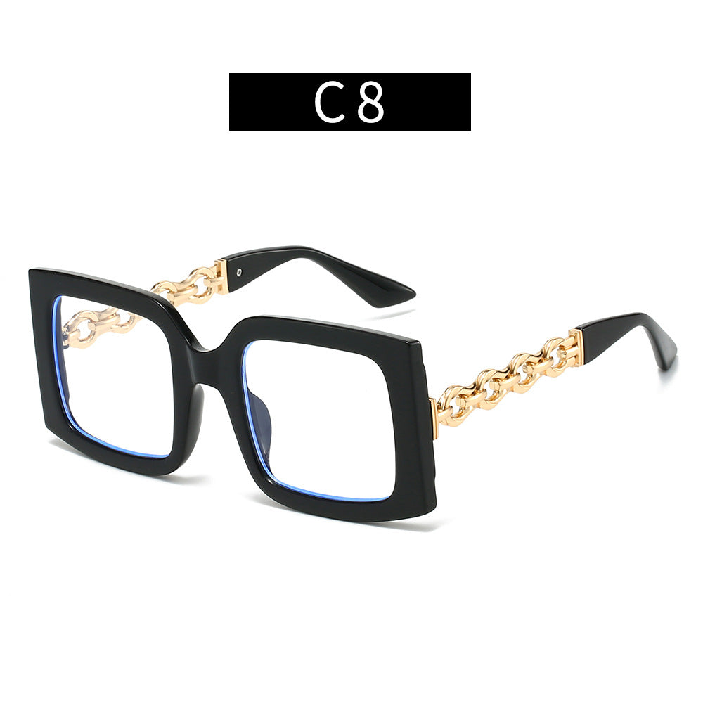 Ladies elegant sunglasses with luxurious chain details Kalsten