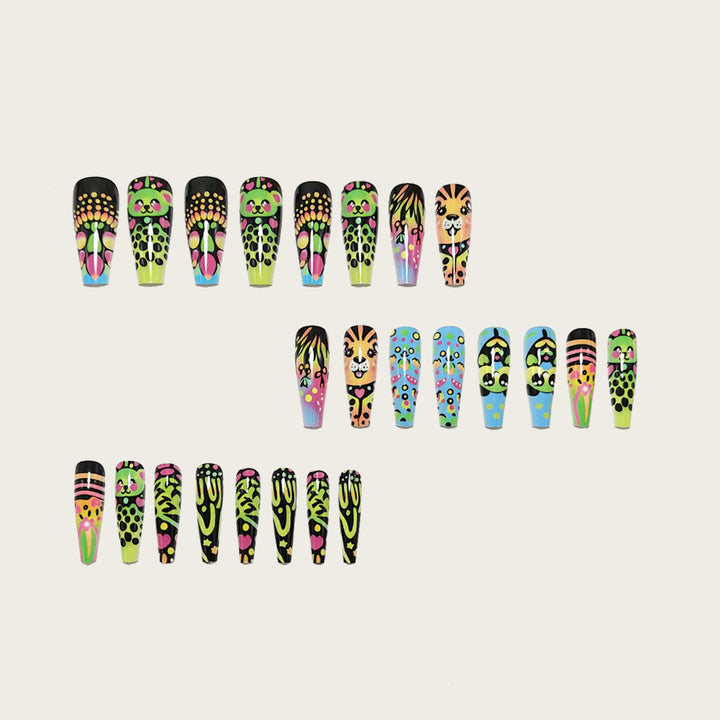 Elaborate nail art with animal motifs Kalsten