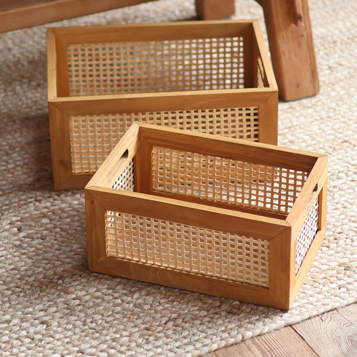 Storage basket made of natural wood Kalsten