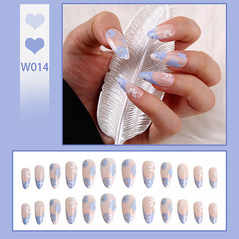 Artistic acrylic nails with flower design Kalsten