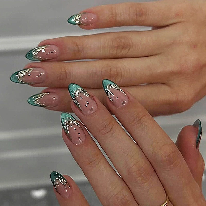 Creative Nail Art Set with Glitter and Lace Accents Kalsten