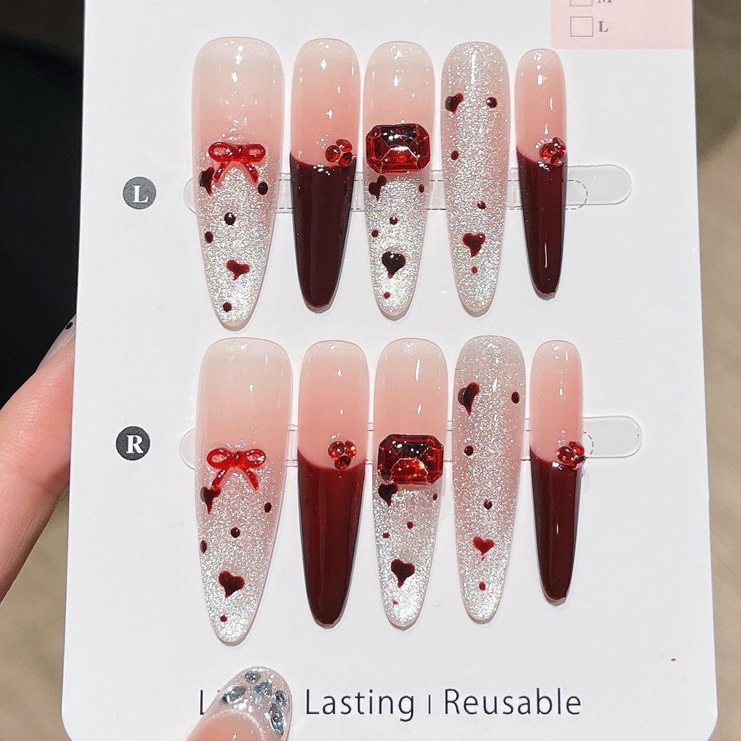 Heart-Embellished Press-On Nail Art Kalsten