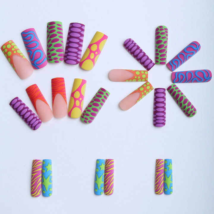 Artificial nails with extravagant design variety Kalsten