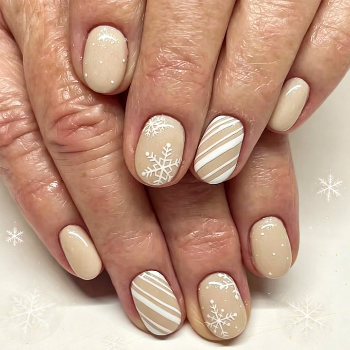 Winter-Themed Nail Art Kalsten