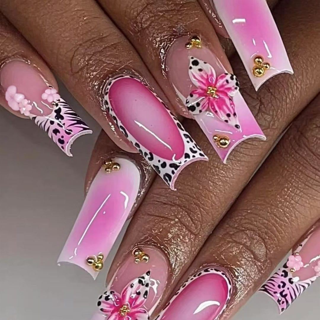 Exclusive artificial nail tips with floral accents Kalsten