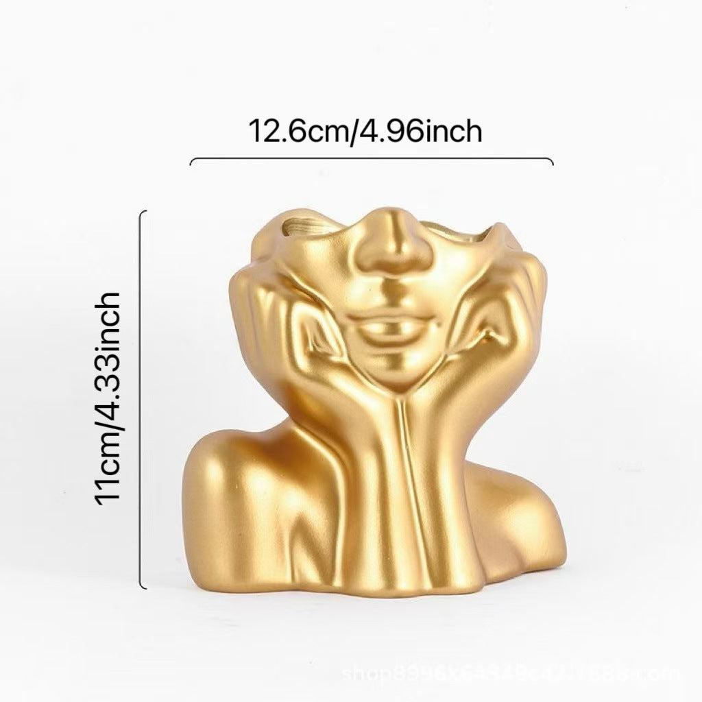 Stylish decorative figure Kalsten