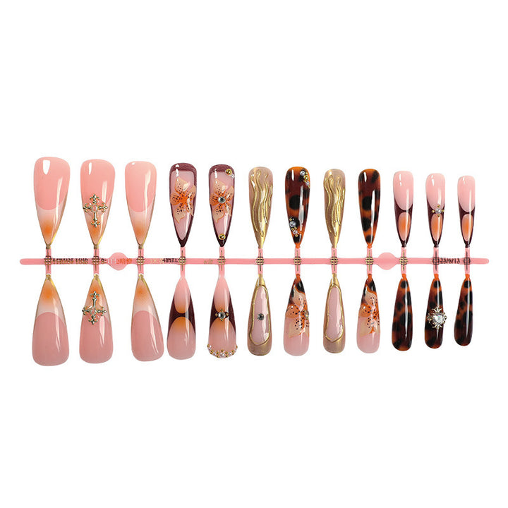 Glamorous Artificial Nails Kalsten