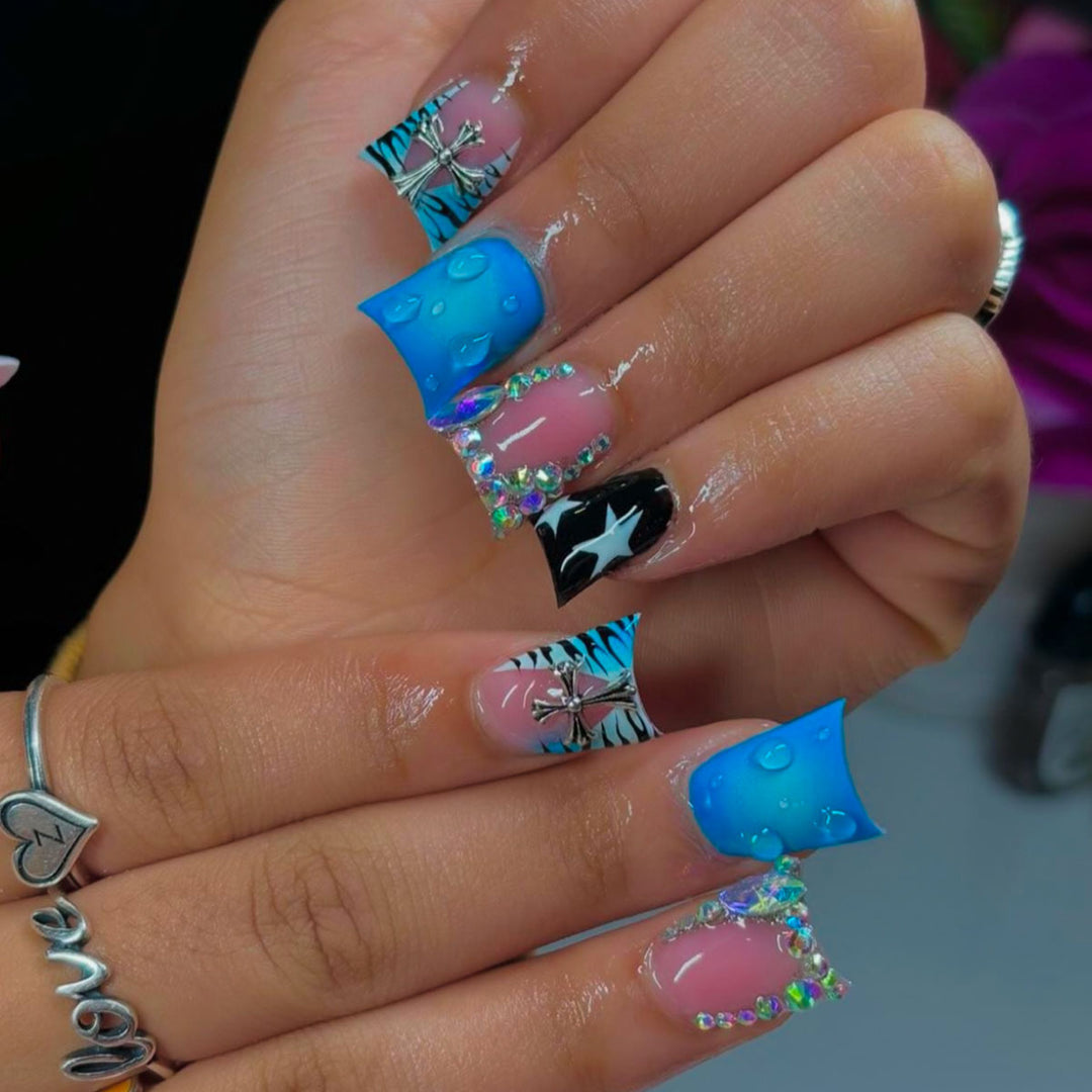 Creative Multi-Design Press-On Nails Kalsten