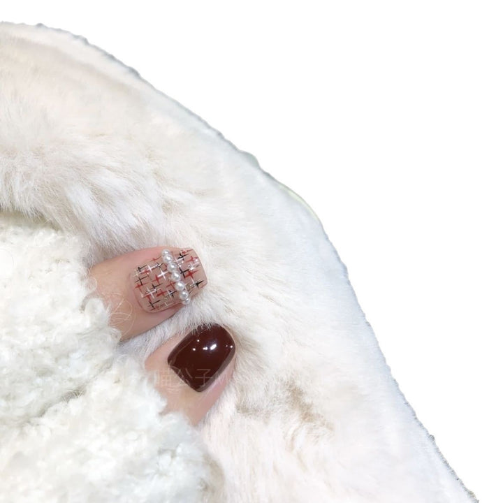 Luxury Press-On Nail Art Set with Pearl and Glitter Accents Kalsten