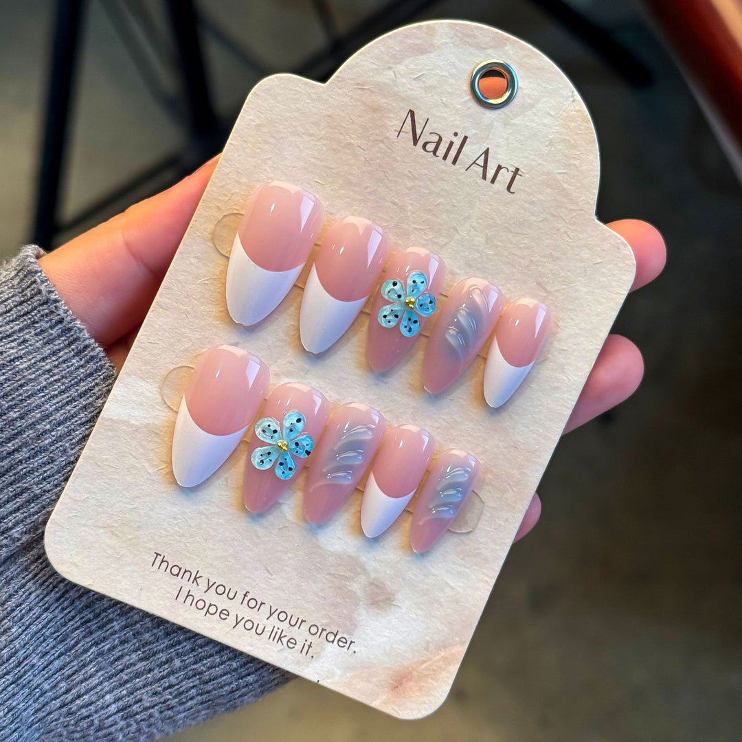 Artistic Floral and Abstract Design Press-On Nail Set Kalsten
