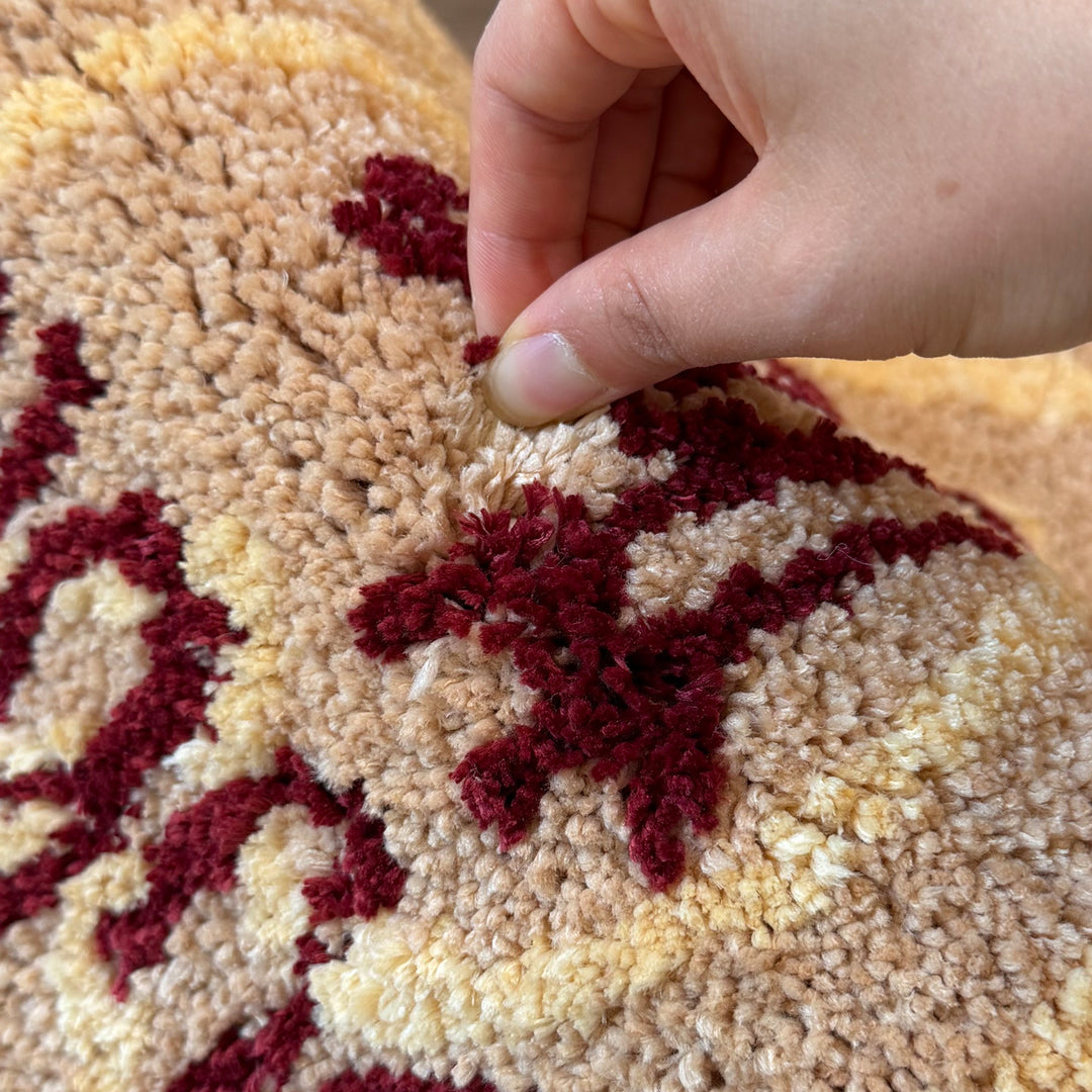 Heart-Shaped Cozy Bath Rug Kalsten