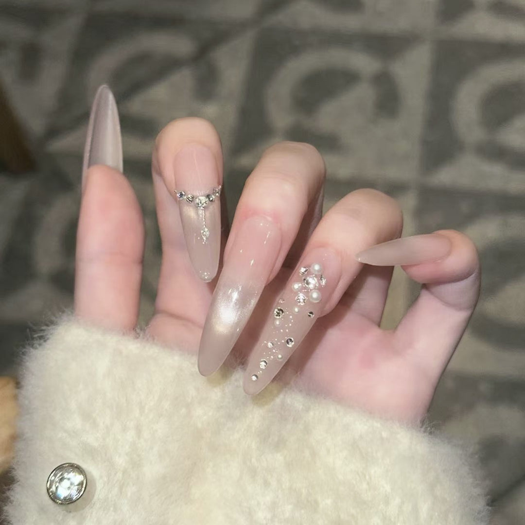 Decorative Press-On Nail Set Kalsten