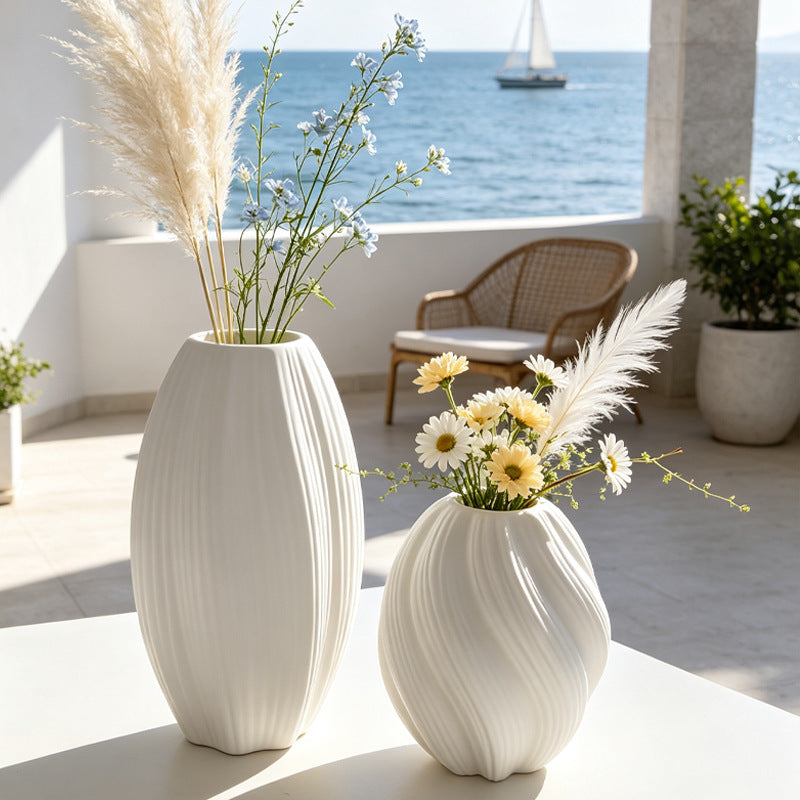 Elegant Vertical Ribbed Decorative Vase Kalsten