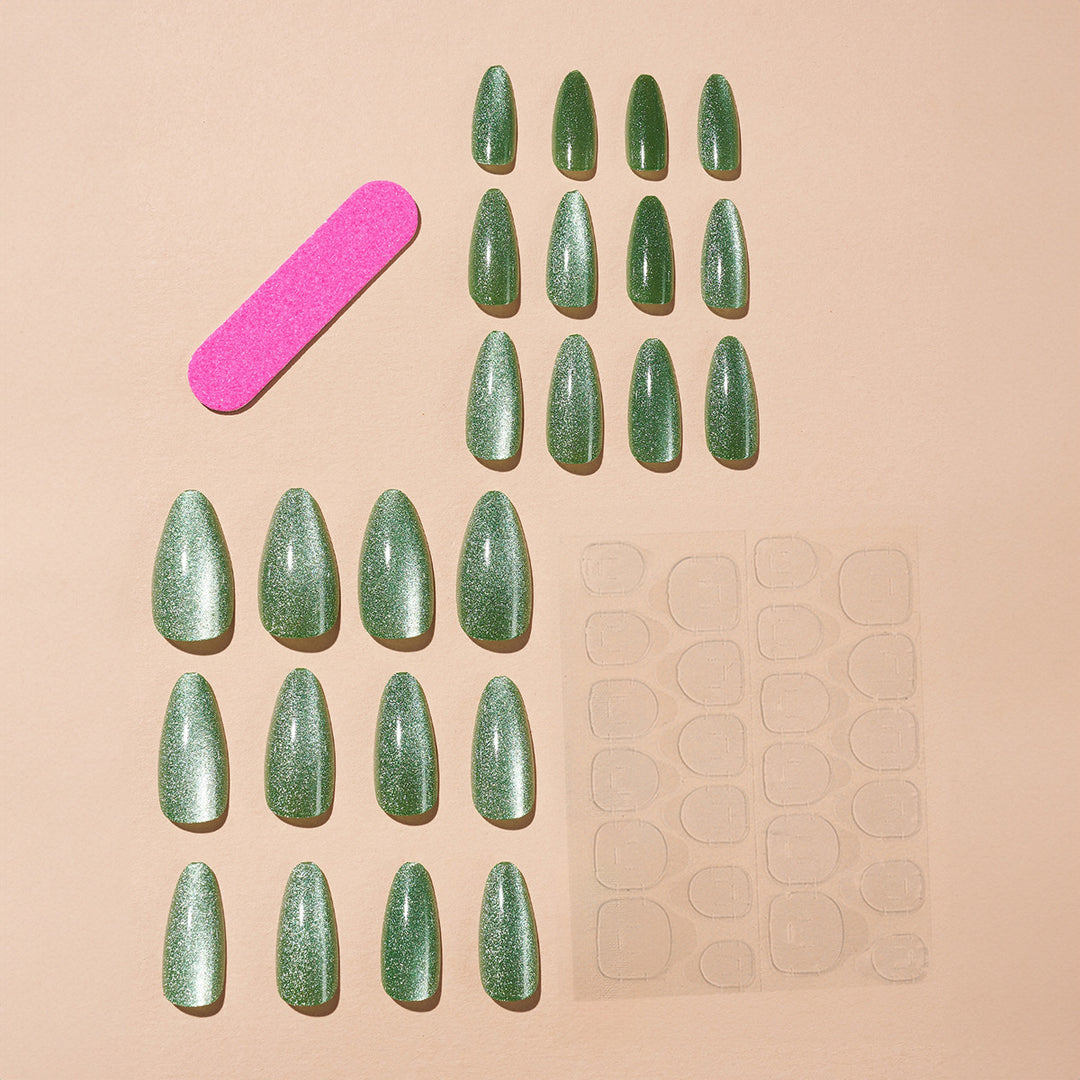 Artificial nails with shimmering glitter and elegant shapes Kalsten