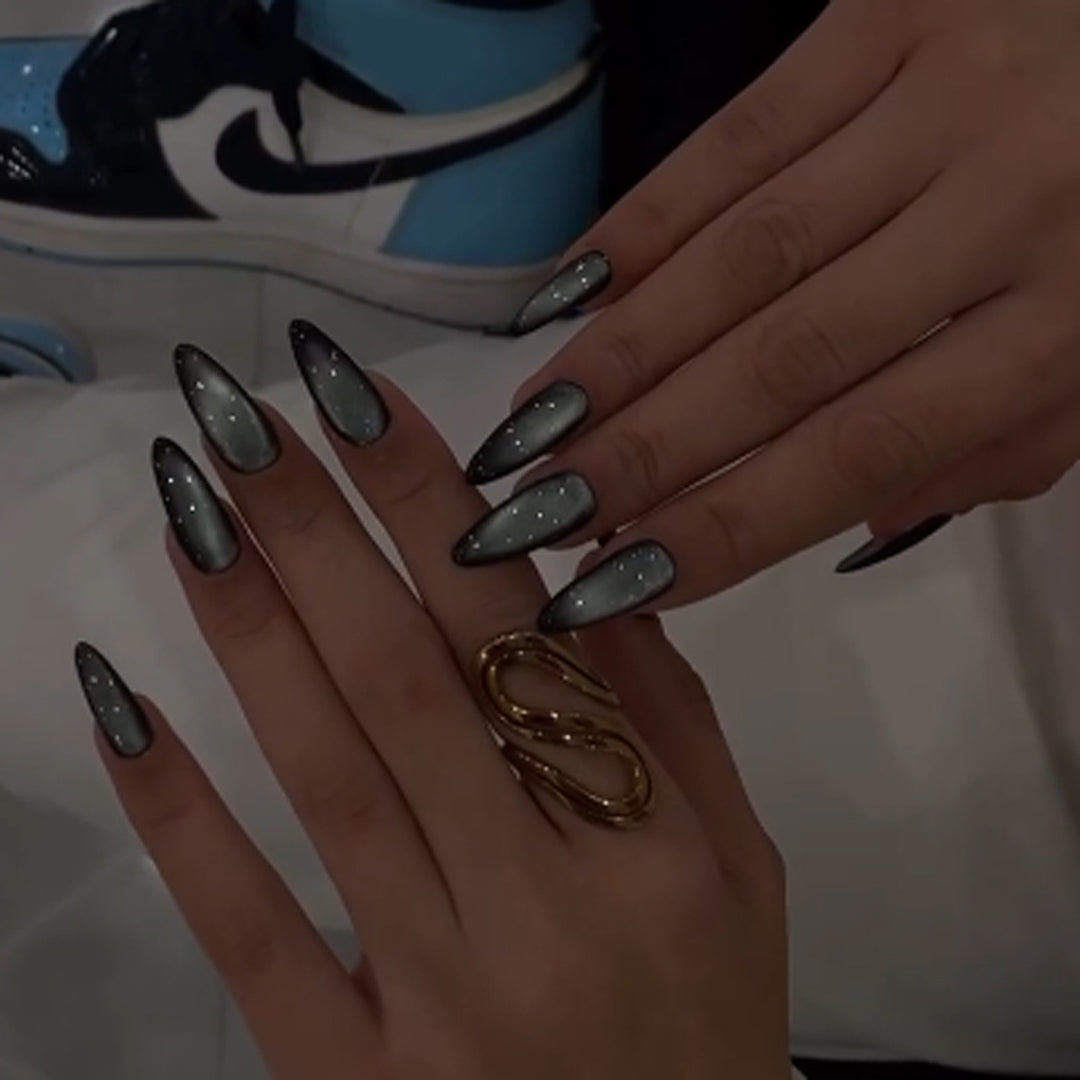 Artificial nail extensions with elegant ombre effects Kalsten