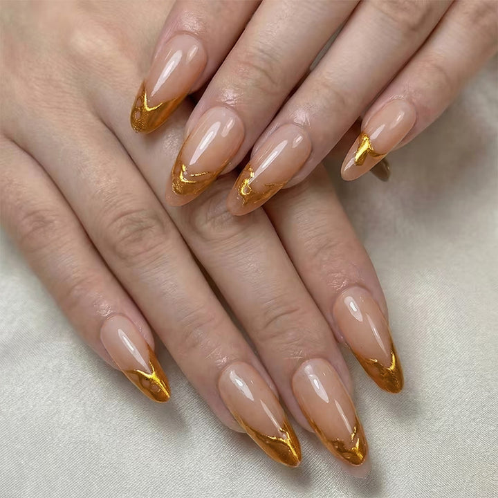 Artifical nails with elegant gold tips Kalsten