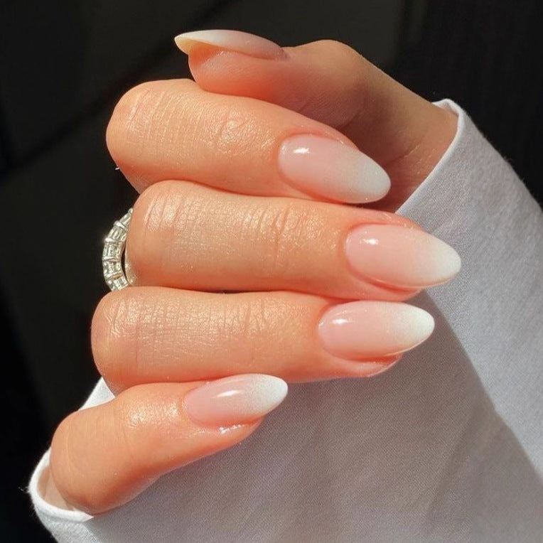 Elegant Ombre Artificial Nails Kalsten