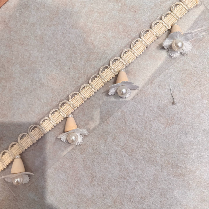 Elegant and Playful Lace Trim Kalsten