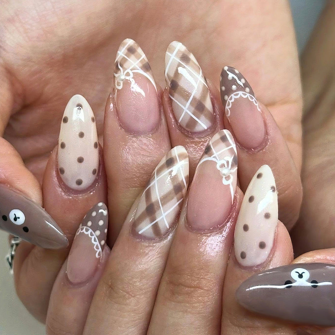 Artificial nails with designs Kalsten
