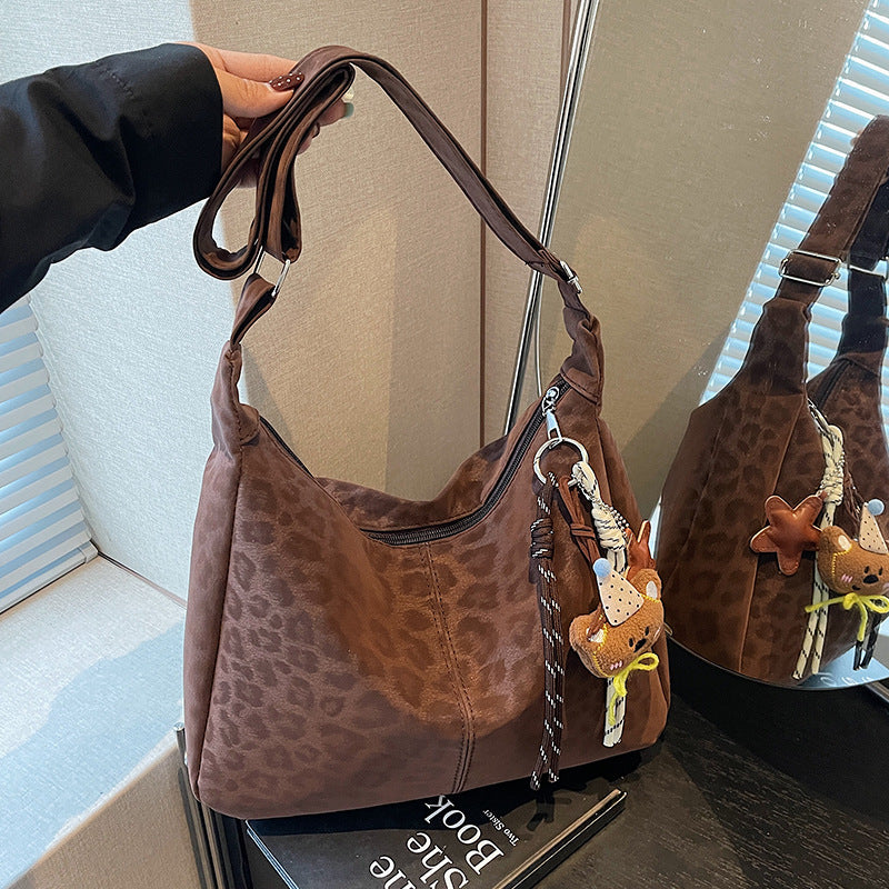 Fashion-Forward Hobo Bag