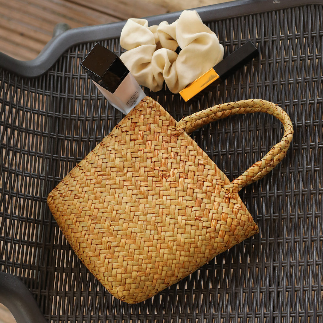 Unisex Handwoven Shopping Basket Kalsten