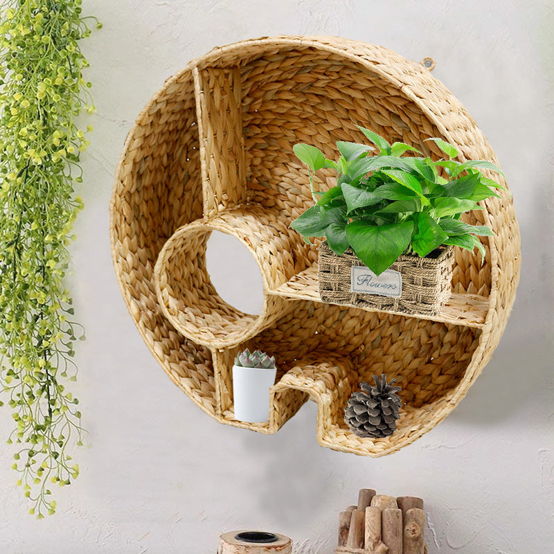 Handcrafted basket with hanging design Kalsten