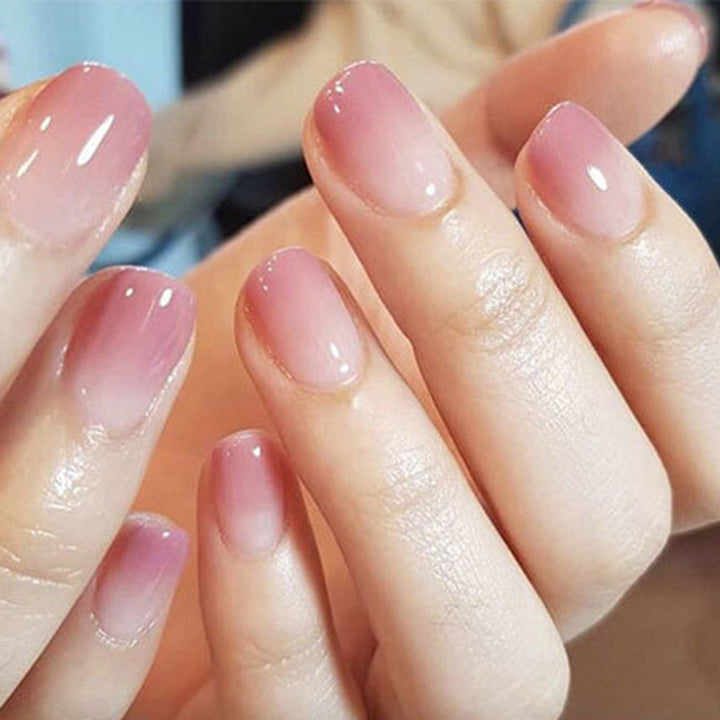 Elegant and high-gloss artificial nails with ombre effect Kalsten