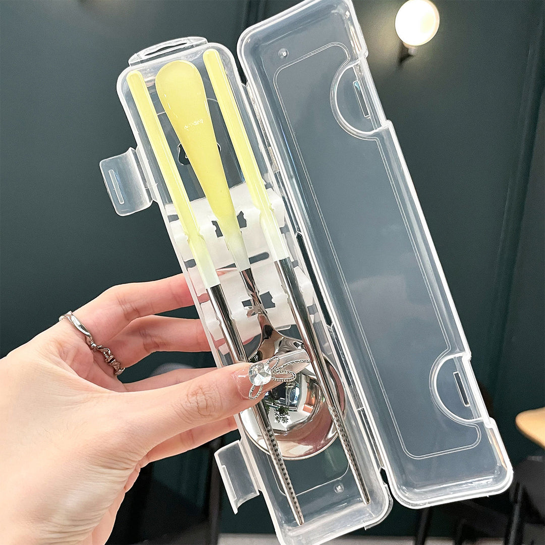 Portable cutlery set in hygienic storage box Kalsten