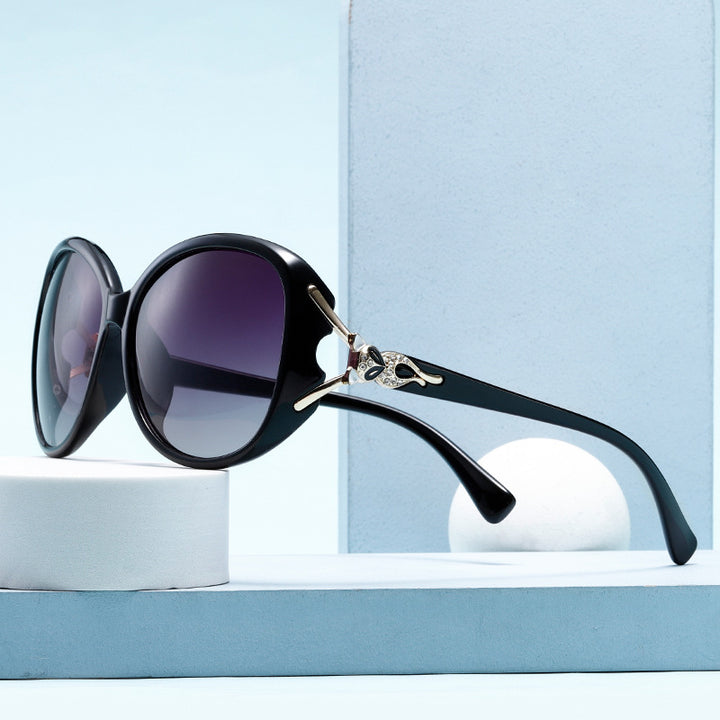 Women's Fashion Sunglasses in Elegant Design with Striking Embellishments Kalsten