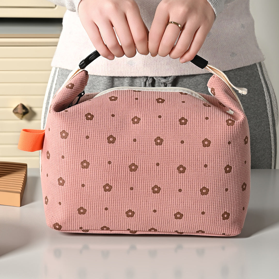 Insulated Lunch Carrier Bag with Fun Strawberry Design Kalsten