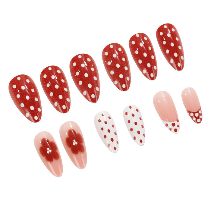Playful retro style artificial nails Kalsten