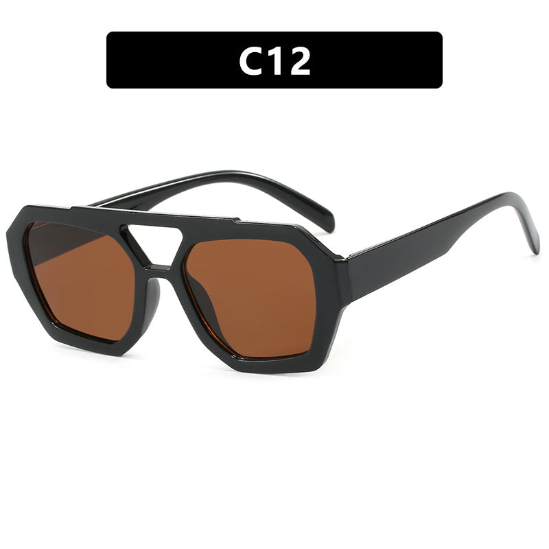 Women's geometric sunglasses made of durable plastic with polarized lenses Kalsten