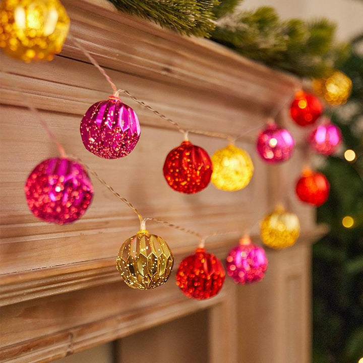Colored LED Christmas light chain Kalsten