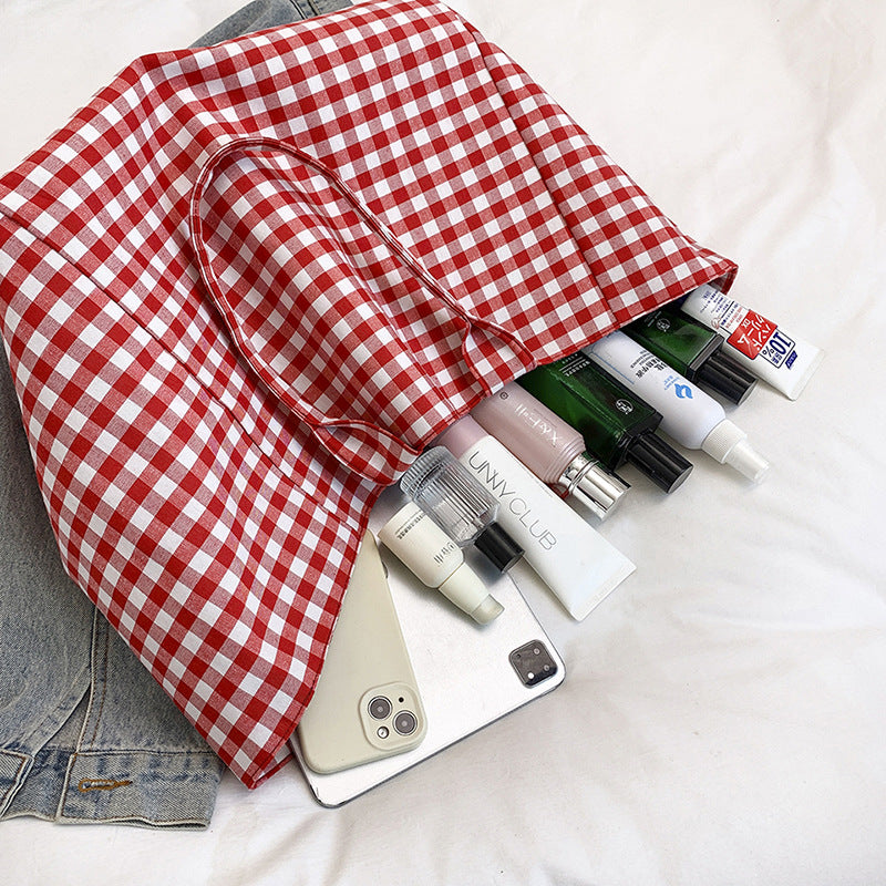 Stylish Gingham Patterned Beach Tote