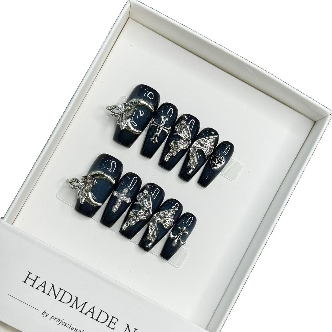 Artistic Silver-Embellished Press-On Nail Art Set