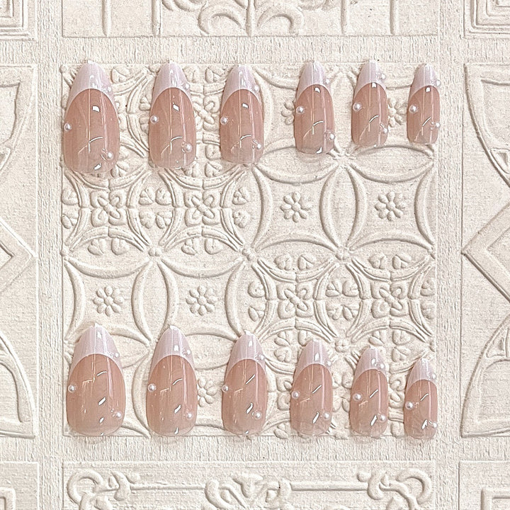 Elegant Decorative Press-On Nail Set Kalsten