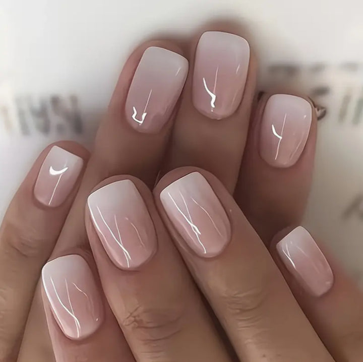 Artificial nail with elegant ombre effect Kalsten