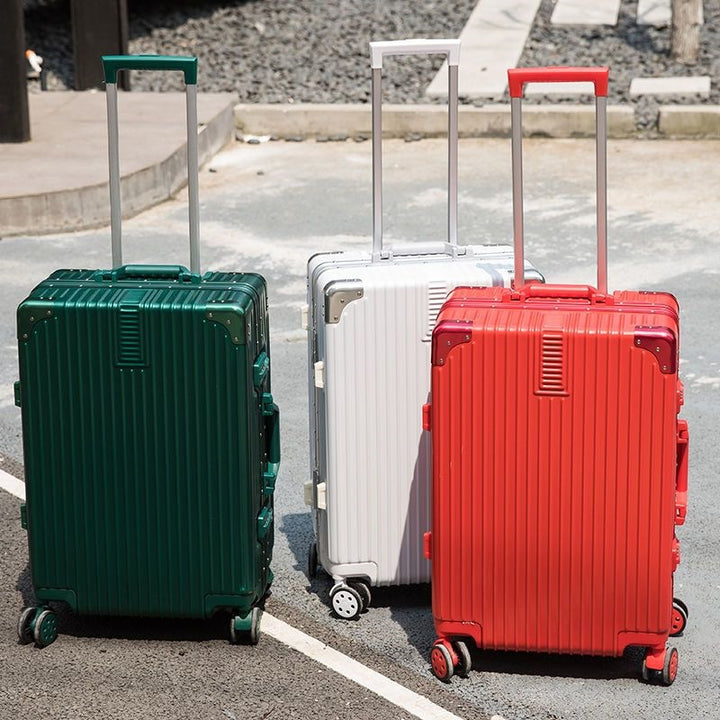 Hard-shell suitcase with 360-degree wheels and security lock Kalsten