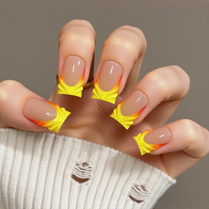 Artificial nails with creative waves design Kalsten