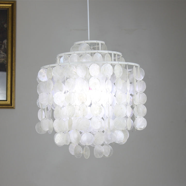Elegant Shell-Design Chandelier