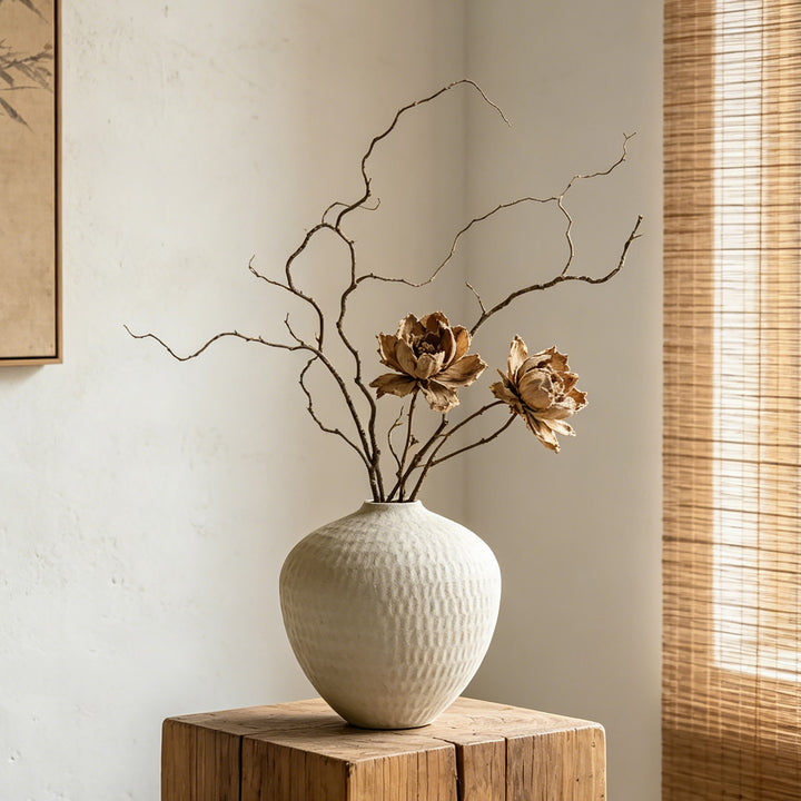 Decorative ceramic vase Kalsten