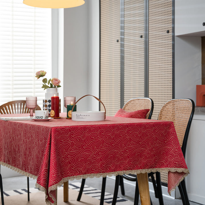 Elegant Checkered Table Cover