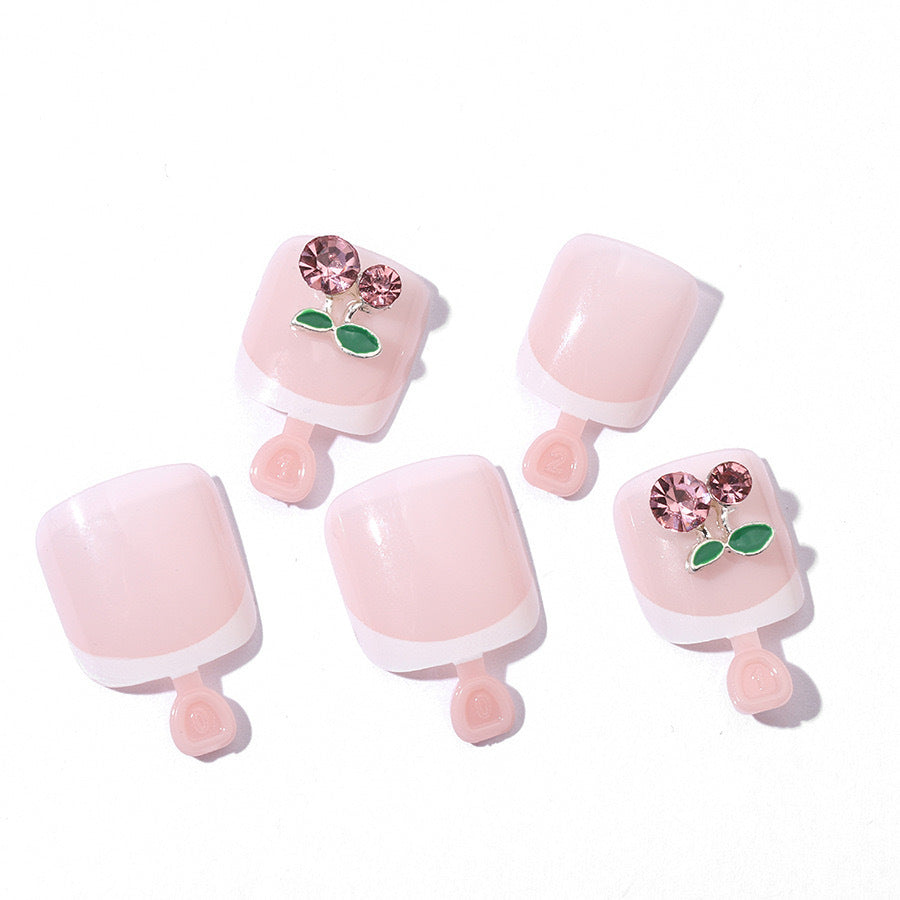 Nail art set with playful floral design Kalsten